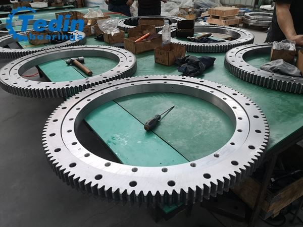 precision slewing bearing 1